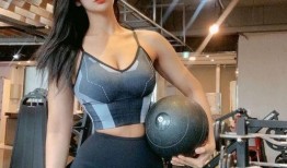 吃瓜健身女网红图片,展现独特魅力与活力！”