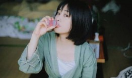 今日爆料沈月的微博号